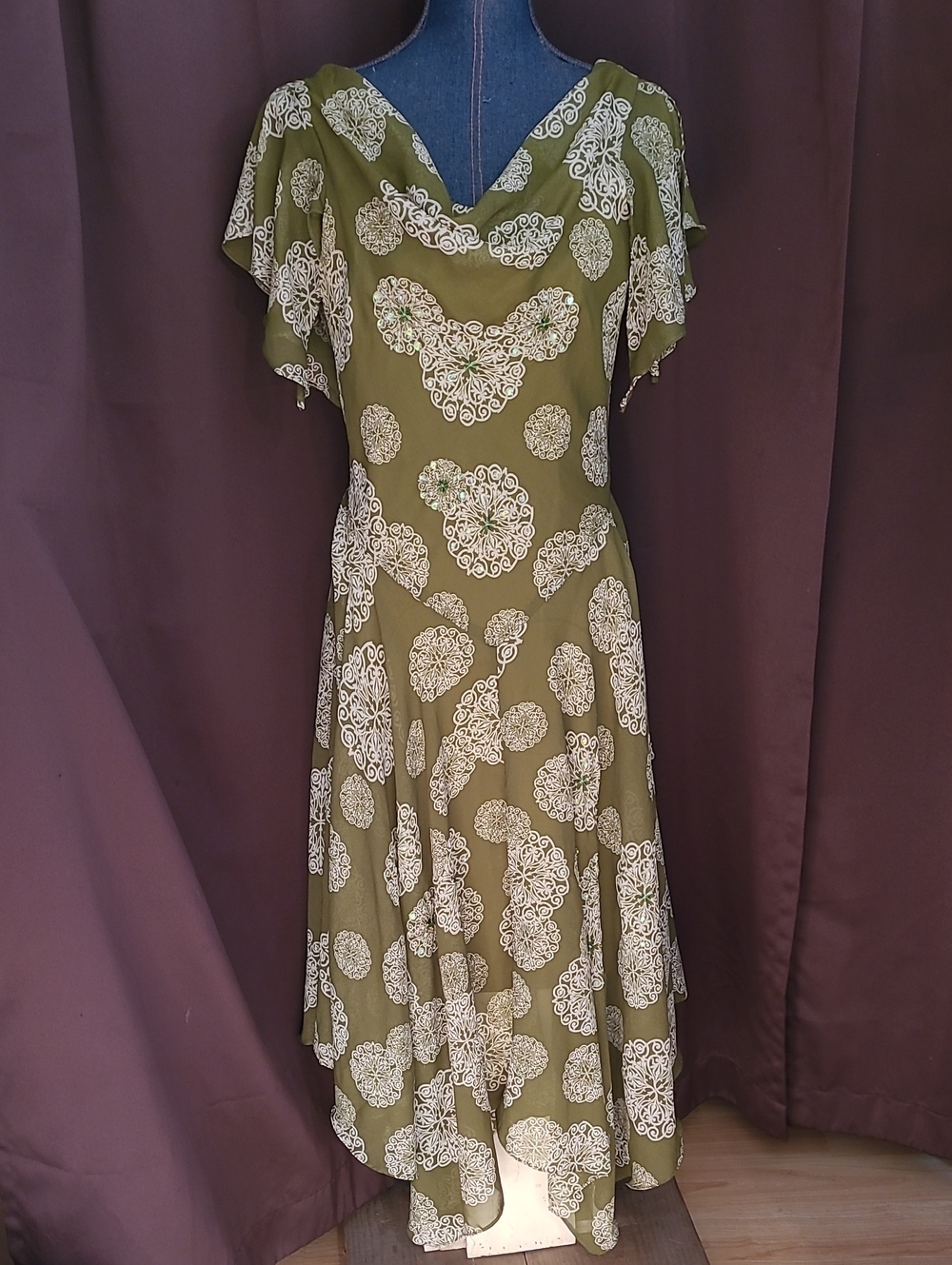 Robbie Bee Olive Green Midi Dress with Cream Floral Motif